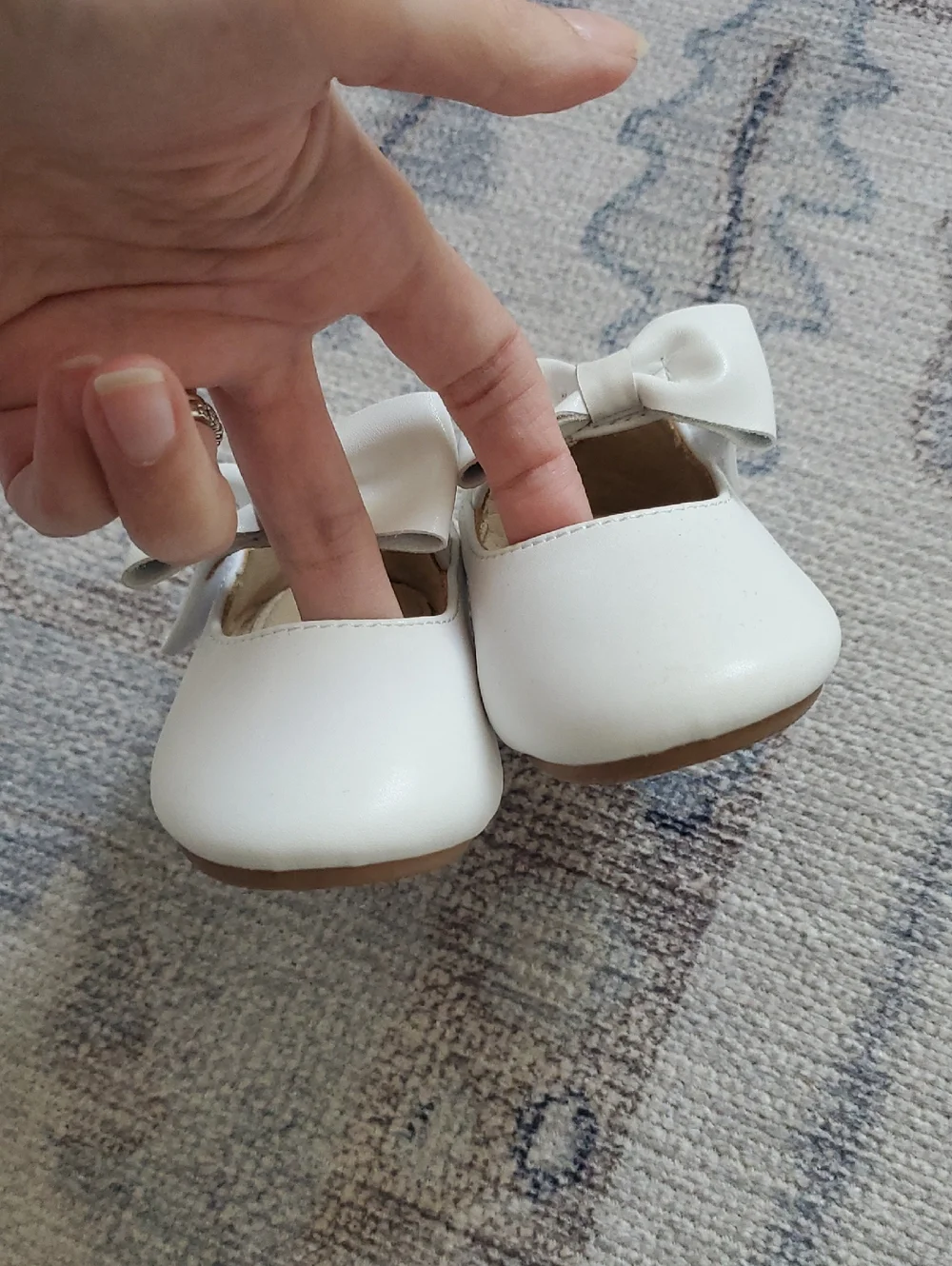 Felix & Flora Baby Girl White Bow Mary Jane Dress Flats Shoes Sz5